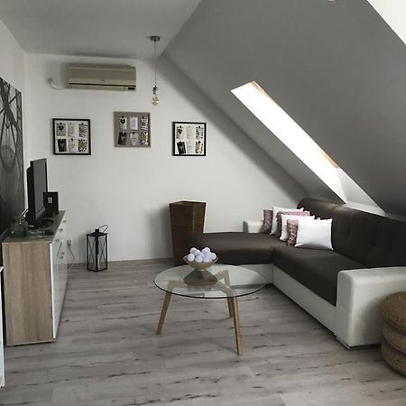 Arany Apartman Szegedin Exterior foto